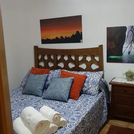 Casa Nieves-el Nido Del Carbo Apartamento *