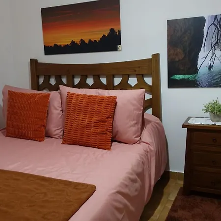 Casa Nieves-el Nido Del Carbo Apartment *